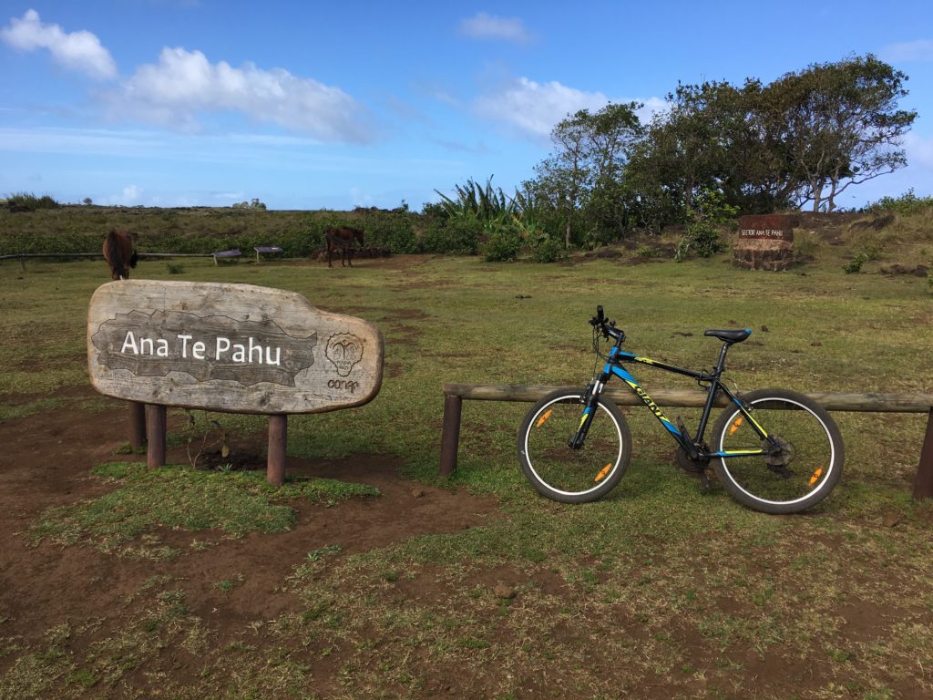 Rapa Nui - Ana Te Pahu