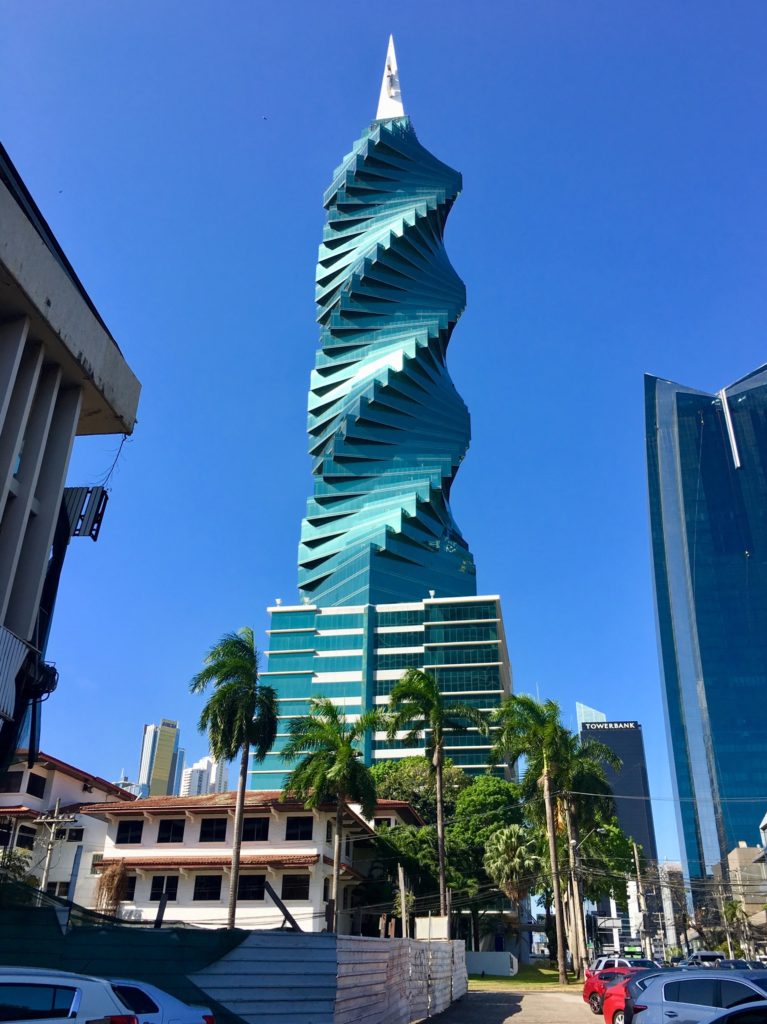 Panama Stadt - F&F Tower