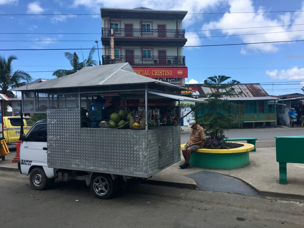 Bocas del Toro - Straßenverkäufer 